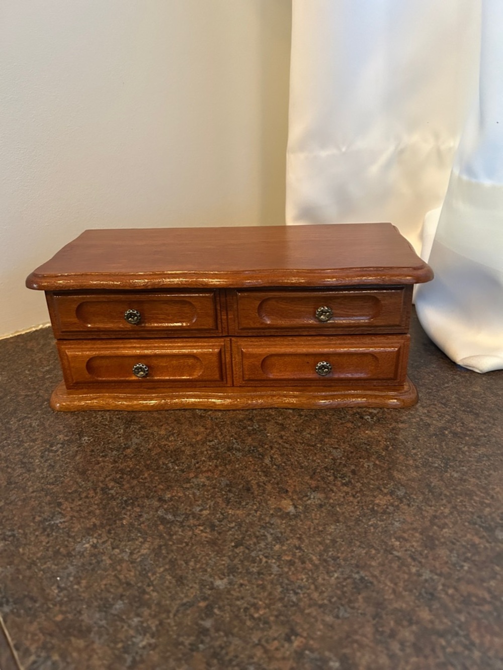 Vintage Wood Jewelry Box in Warm Brown L 10 x W 5 D 4.5 in